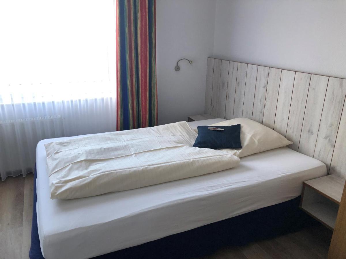 Marc5 Hotel Cadenberge Buitenkant foto