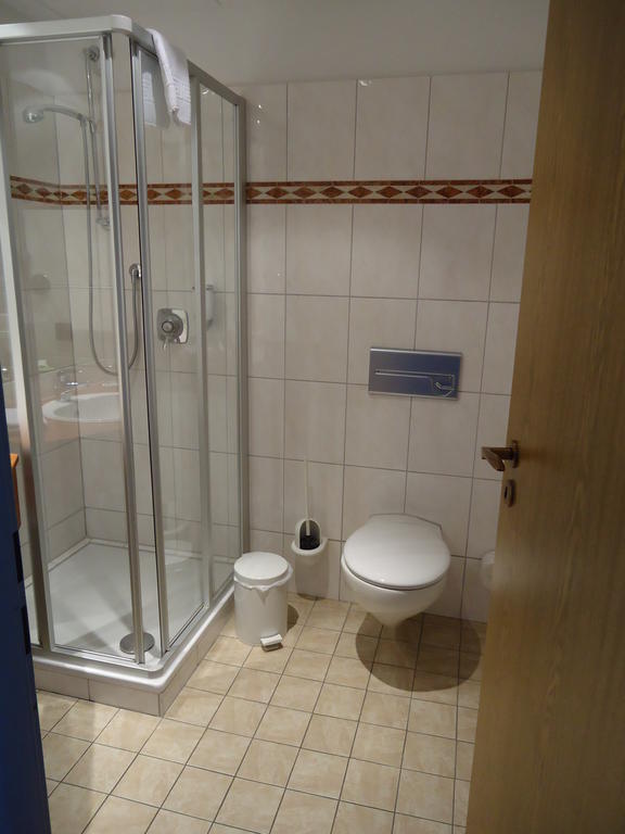 Marc5 Hotel Cadenberge Kamer foto